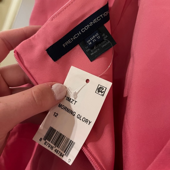 *NWT* FRENCH CONNECTION DRESS - Picture 3 of 3